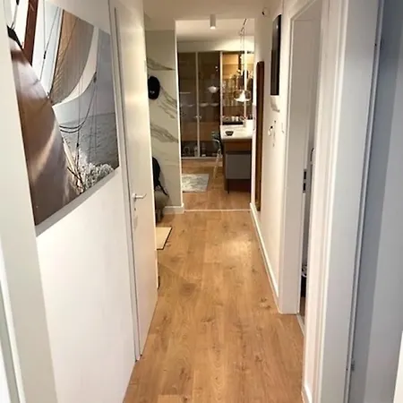 Silver Beach Holiday Apartman Ezustpart