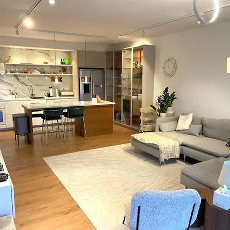 Apartment Silver Beach Holiday Apartman Ezustpart *
